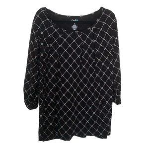 Croft and Barrow Women's Plus Black and White Tunic